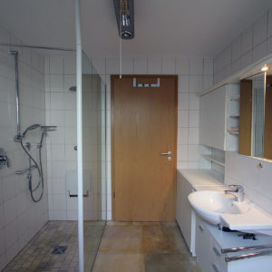 Bad mit Dusche